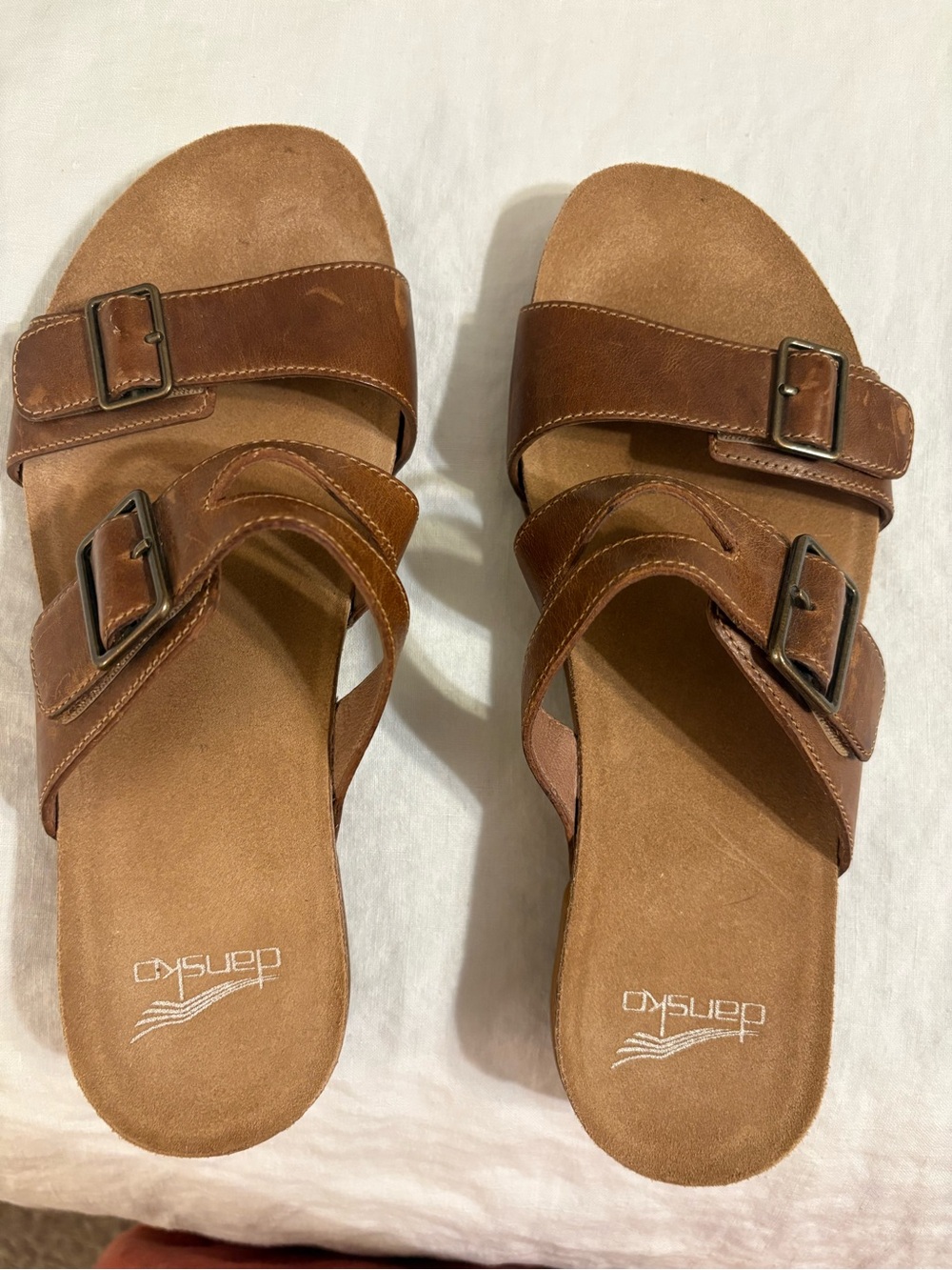 Dansko Justine Cognac Slide Sandals with Buckle barely worn, size 8